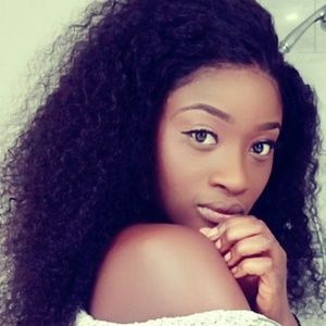 Meet your Posher, Bijou